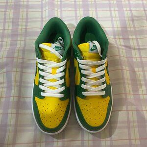 Nike Vitality Yellow Green Nike Sneakers